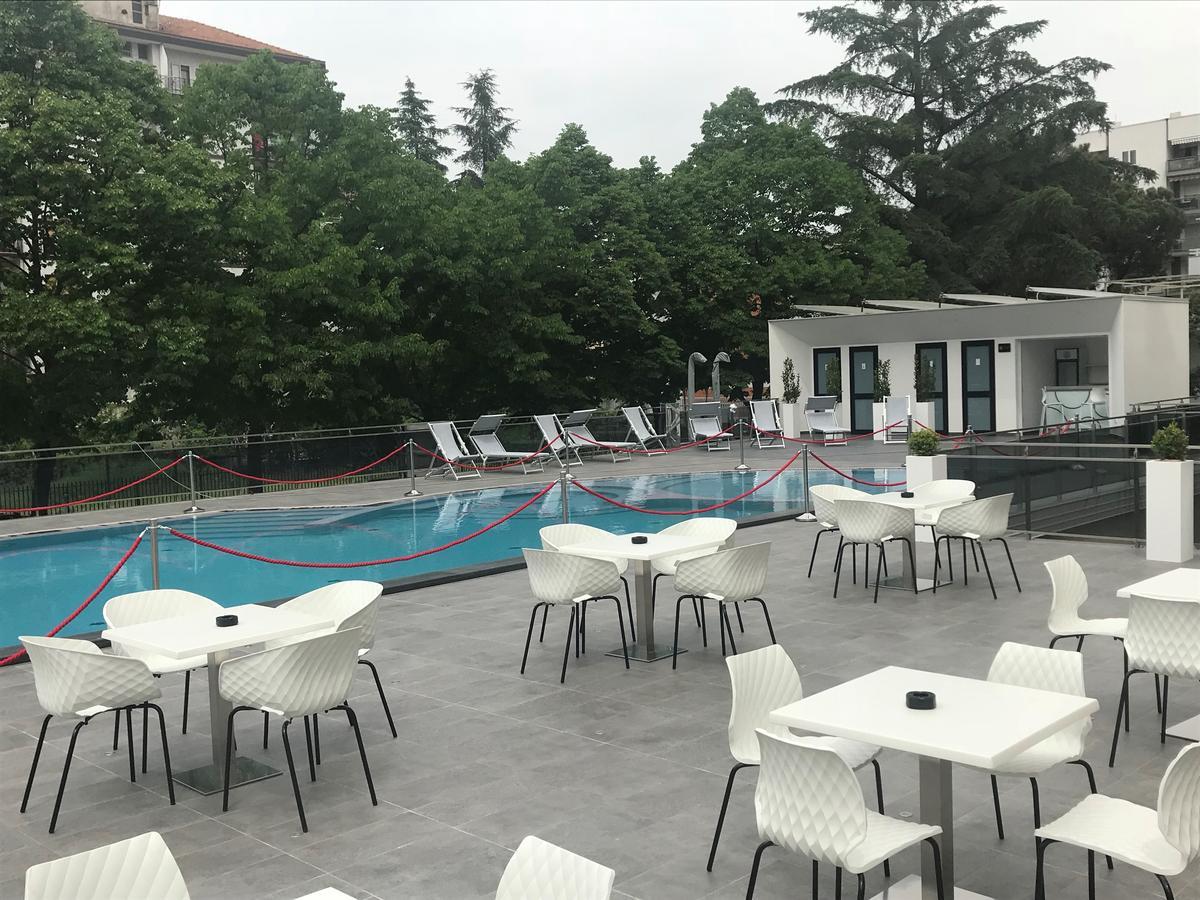 Domus Grand Hotel Rende Exterior photo